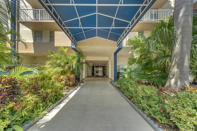 4550 NW 9th Street 106E, Miami, FL 33126