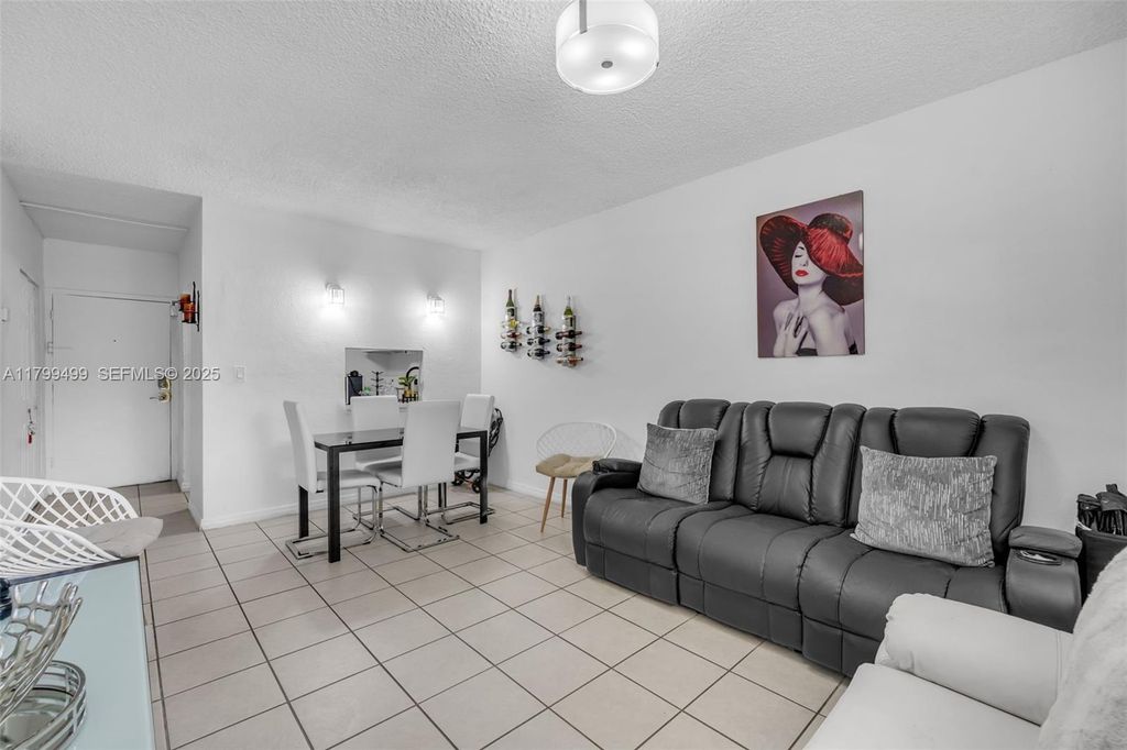 4550 NW 9th Street 106E, Miami, FL 33126