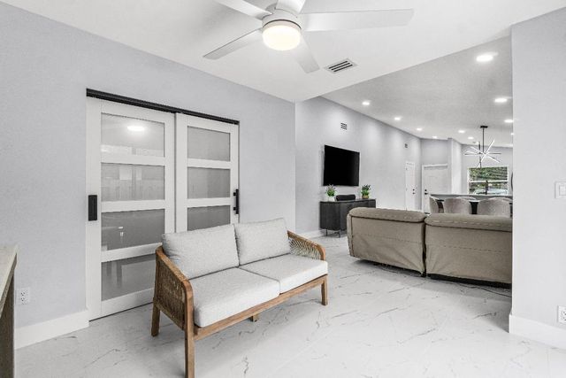 8137 Windgate Drive, Boca Raton, FL 33496