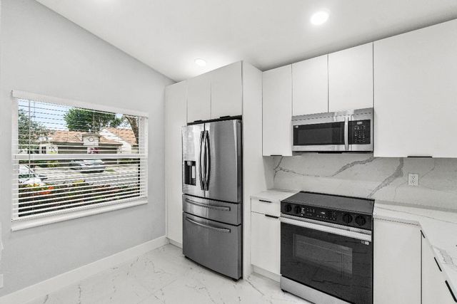 8137 Windgate Drive, Boca Raton, FL 33496