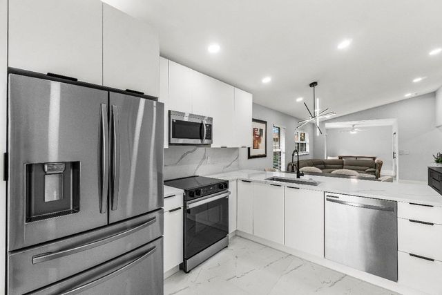 8137 Windgate Drive, Boca Raton, FL 33496