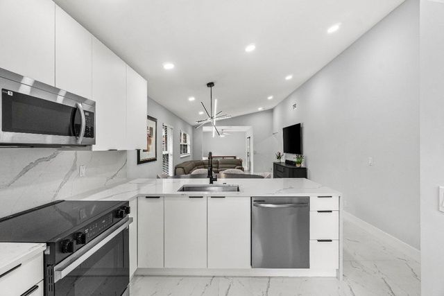 8137 Windgate Drive, Boca Raton, FL 33496