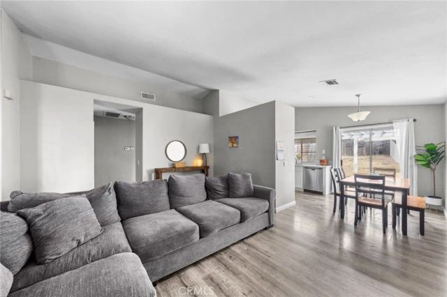 39875 Knollridge, Temecula, CA 92591
