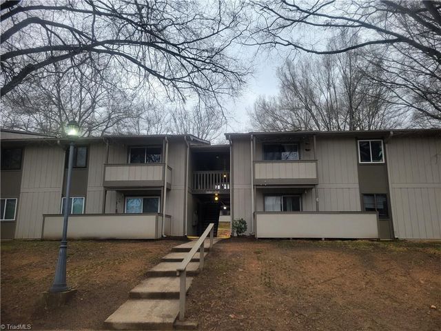 2200 Sunderland Road 140K, Winston-salem, NC 27103