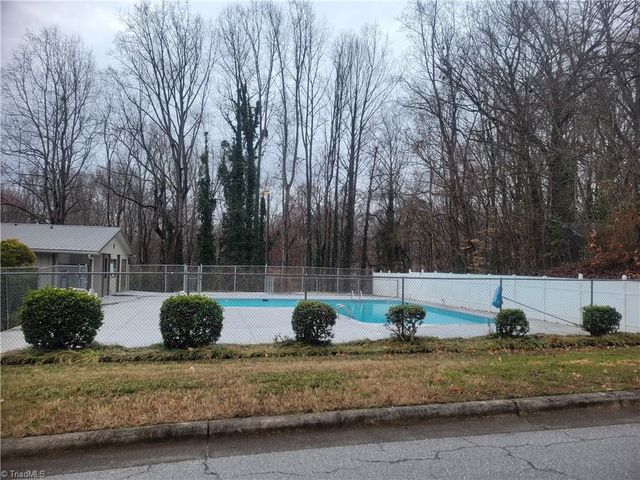 2200 Sunderland Road 140K, Winston-salem, NC 27103