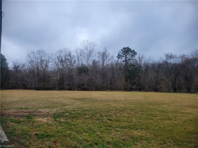 2200 Sunderland Road 140K, Winston-salem, NC 27103