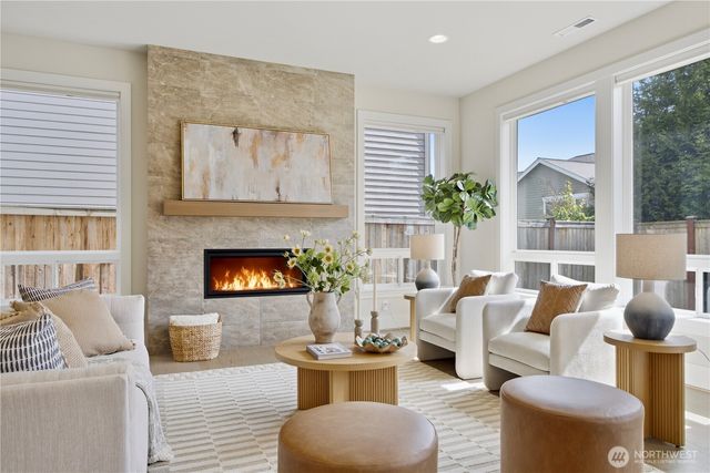 23623 SE 35th Court, Sammamish, WA 98029