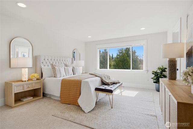 23623 SE 35th Court, Sammamish, WA 98029