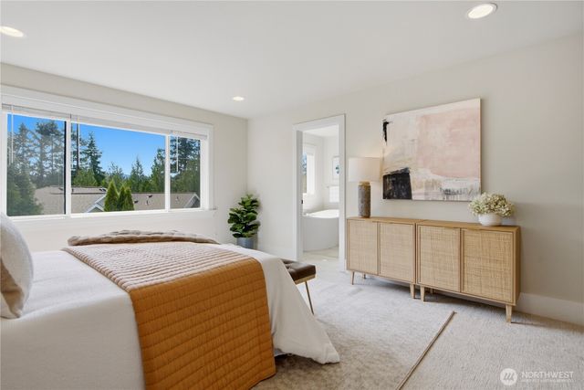 23623 SE 35th Court, Sammamish, WA 98029