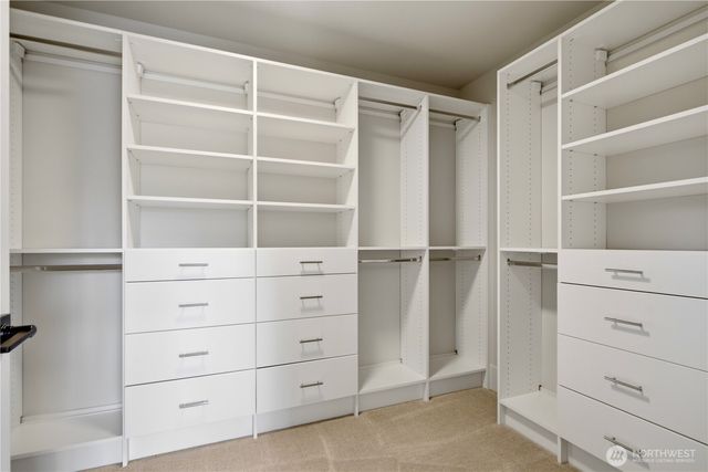 23623 SE 35th Court, Sammamish, WA 98029