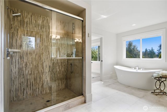 23623 SE 35th Court, Sammamish, WA 98029