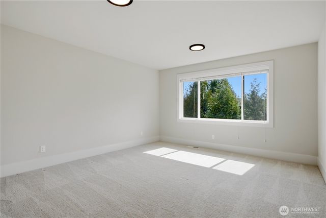 23623 SE 35th Court, Sammamish, WA 98029