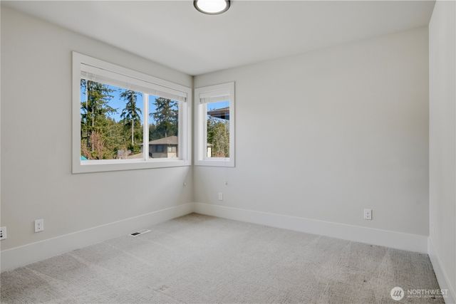 23623 SE 35th Court, Sammamish, WA 98029