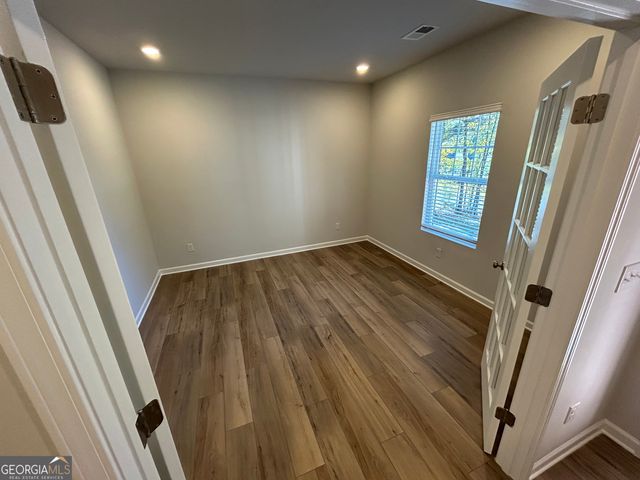 11 Meadowview Circle, Cartersville, GA 30121