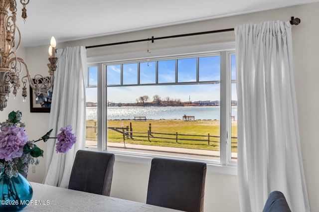 550 Whiting Avenue, Manasquan, NJ 08736