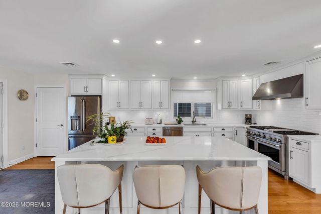 550 Whiting Avenue, Manasquan, NJ 08736