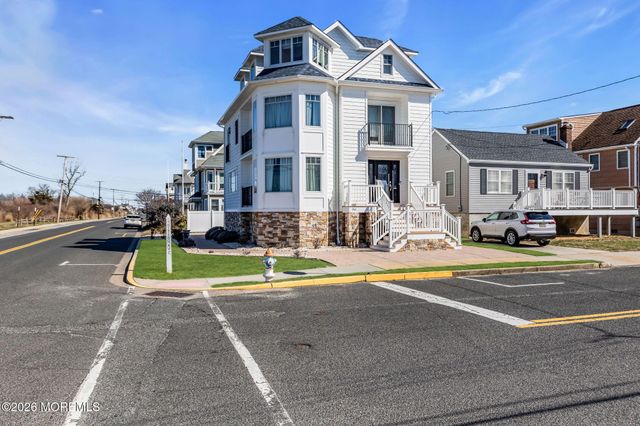 550 Whiting Avenue, Manasquan, NJ 08736