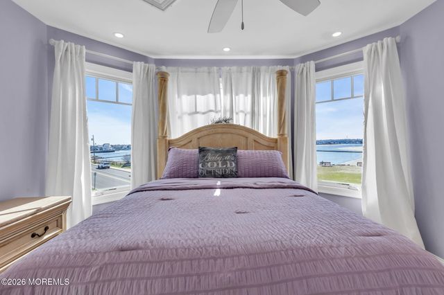 550 Whiting Avenue, Manasquan, NJ 08736