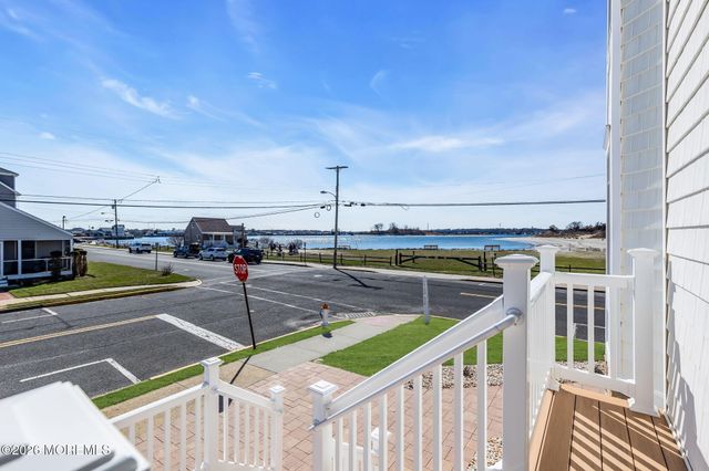 550 Whiting Avenue, Manasquan, NJ 08736