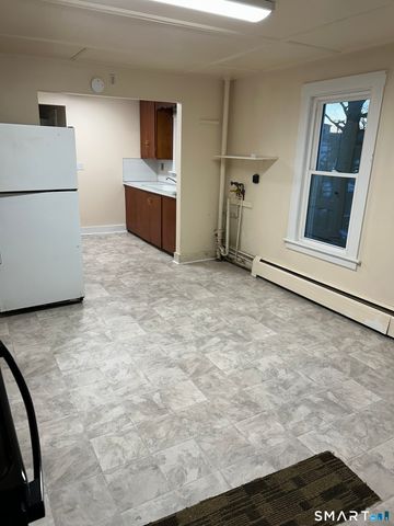 63 Woodbine Street, Naugatuck, CT 06770