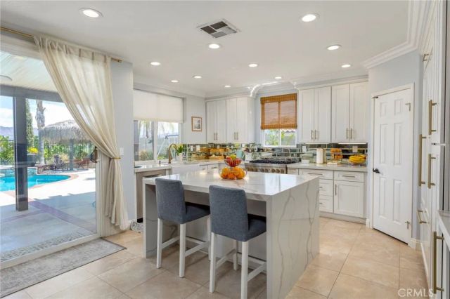 42711 Mountain Shadow Road, Murrieta, CA 92562