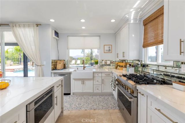 42711 Mountain Shadow Road, Murrieta, CA 92562