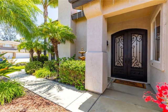 42711 Mountain Shadow Road, Murrieta, CA 92562