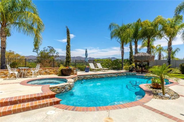 42711 Mountain Shadow Road, Murrieta, CA 92562