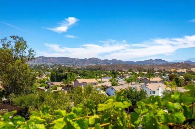 42711 Mountain Shadow Road, Murrieta, CA 92562