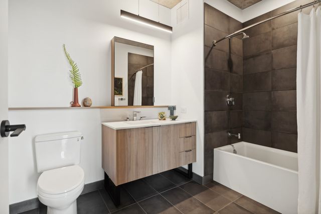 234 W Polk Street 2905, Chicago, IL 60607