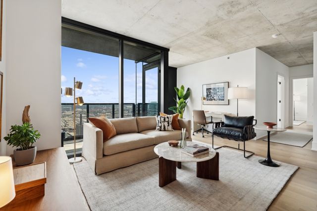 234 W Polk Street 2905, Chicago, IL 60607