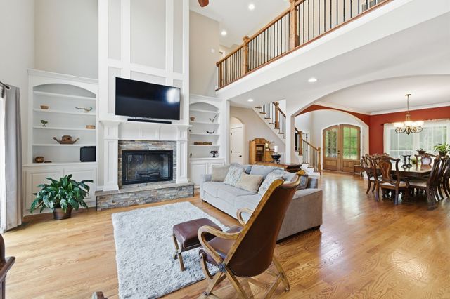 230 Peebles Dr, Smyrna, TN 37167