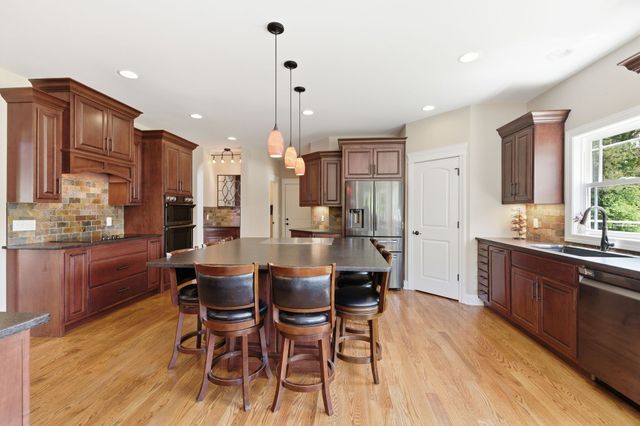 230 Peebles Dr, Smyrna, TN 37167