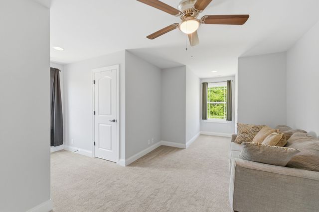 230 Peebles Dr, Smyrna, TN 37167