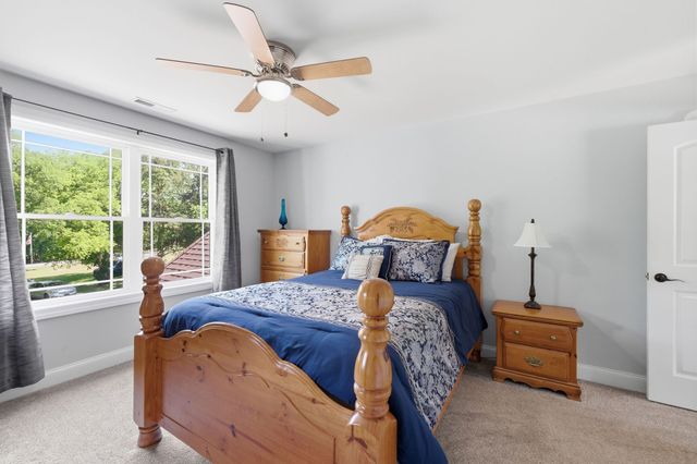 230 Peebles Dr, Smyrna, TN 37167
