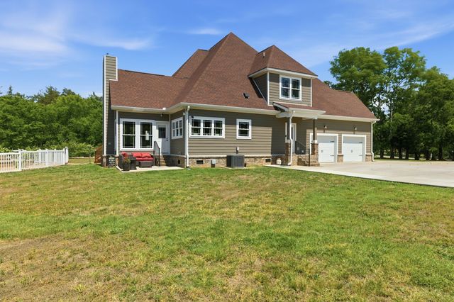 230 Peebles Dr, Smyrna, TN 37167