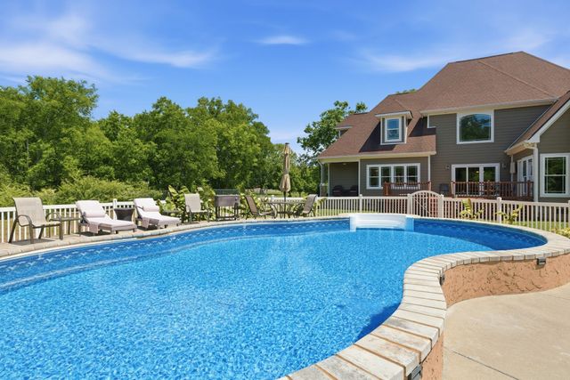 230 Peebles Dr, Smyrna, TN 37167