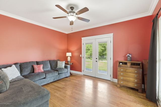 230 Peebles Dr, Smyrna, TN 37167