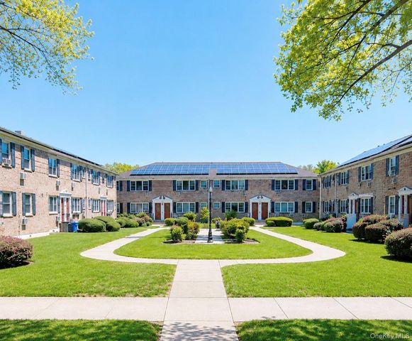 6909 150 Street B, Flushing, NY 11367