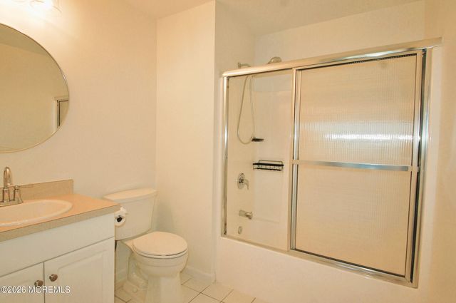 574 Beachway Avenue 7, Keansburg, NJ 07734