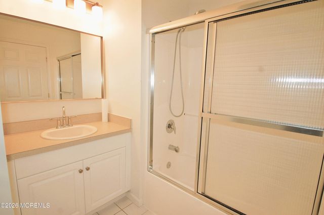 574 Beachway Avenue 7, Keansburg, NJ 07734