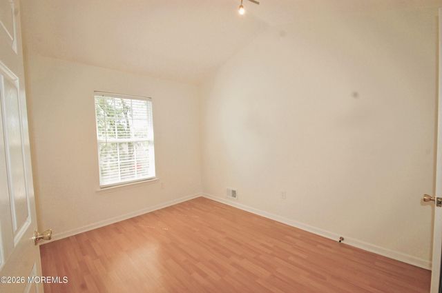 574 Beachway Avenue 7, Keansburg, NJ 07734