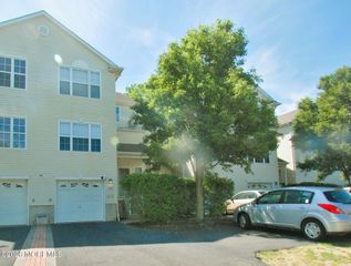 574 Beachway Avenue 7, Keansburg, NJ 07734