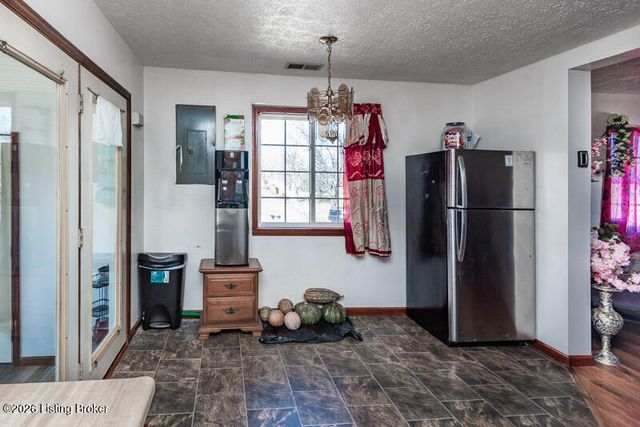 2629 Springfield Rd, Elizabethtown, KY 42701