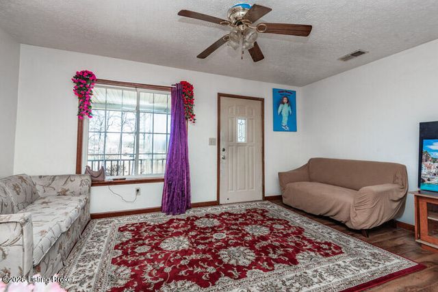 2629 Springfield Rd, Elizabethtown, KY 42701