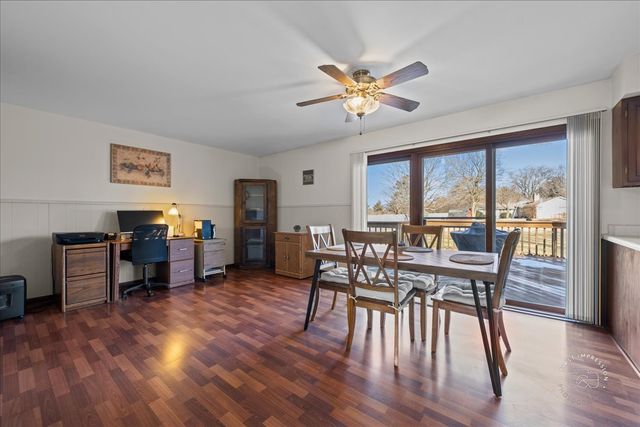 27W285 Bauer Road, Naperville, IL 60563