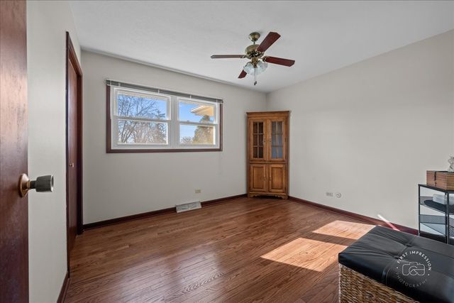 27W285 Bauer Road, Naperville, IL 60563