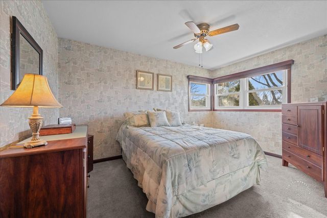 27W285 Bauer Road, Naperville, IL 60563