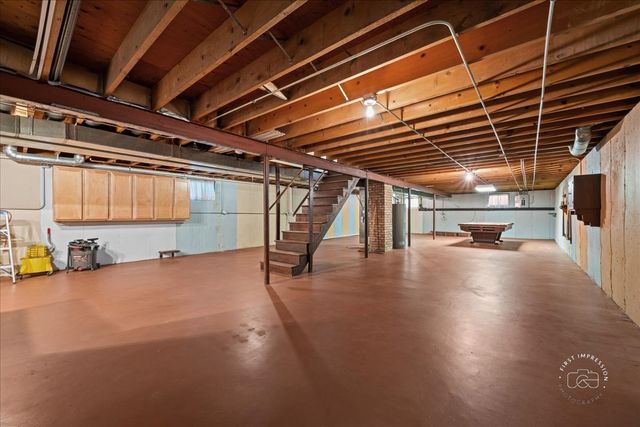 27W285 Bauer Road, Naperville, IL 60563