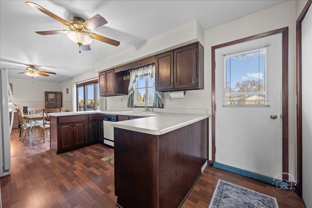 27W285 Bauer Road, Naperville, IL 60563